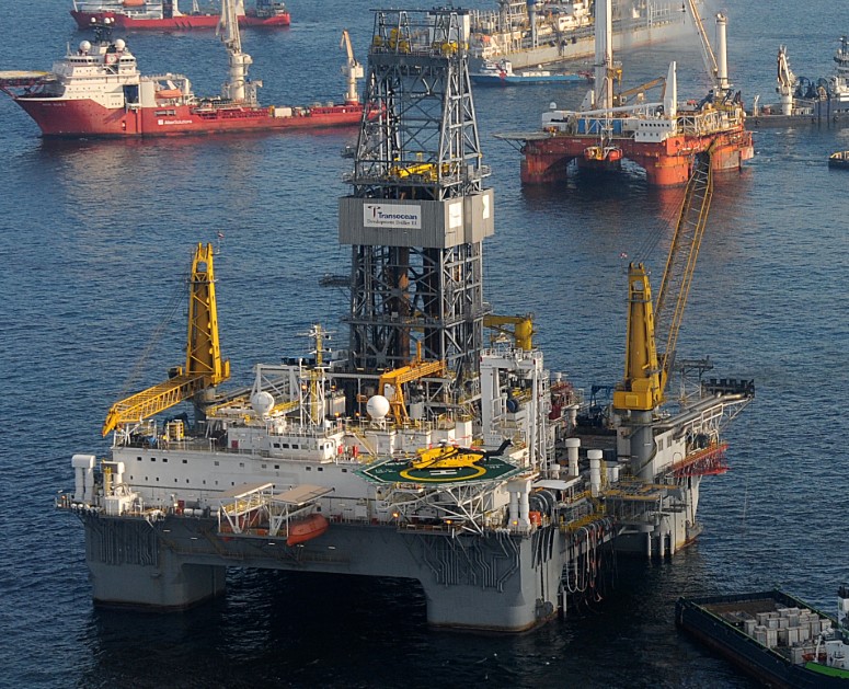 Transocean secures more work for its rigs, adds $373 million in contract backlog