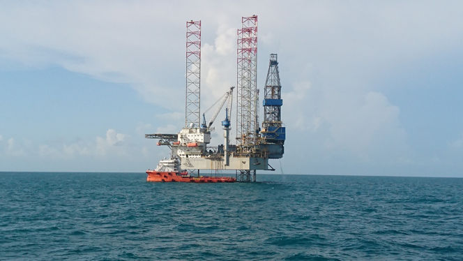 Noble rig mobilized to drill Dorado well for Santos