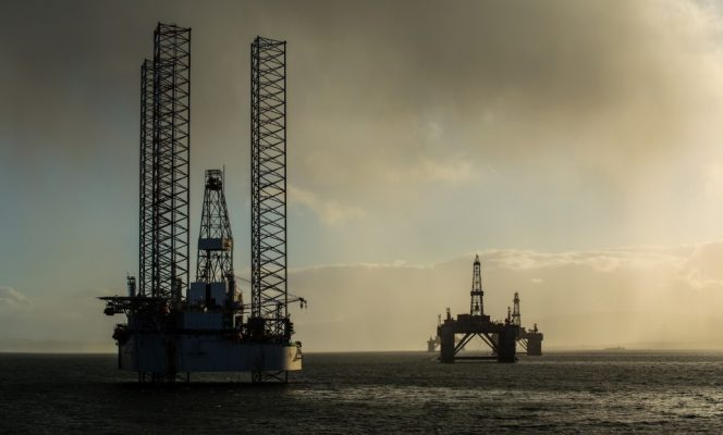 U.S. weekly offshore rig count down to 21