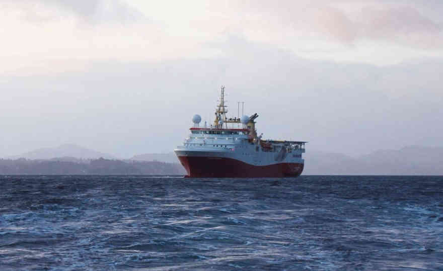 Shell awards contract for four seismic surveys to Shearwater