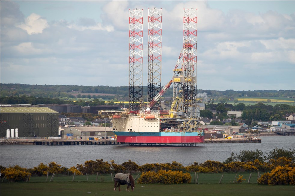 Maersk Resilient in Invergordon/ Image by Michael Elleray/Flickr shared under CC BY 2.0 license