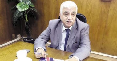 الصناعات الهندسية تنظم اجتماع مع مسؤولين بالضرائب لحل مشكلات مصانع برج العرب