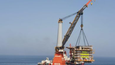 Heerema’s Aegir vessel installs Qatargas platform