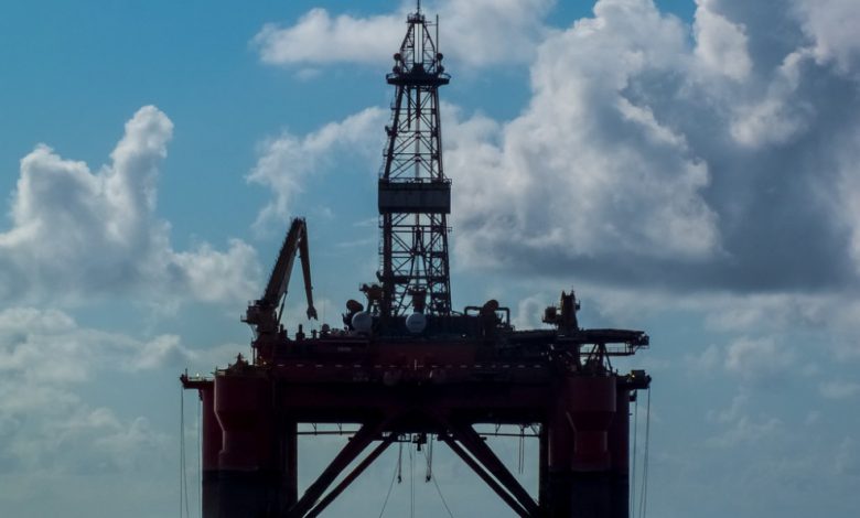 U.S. weekly offshore rig count drops down a notch