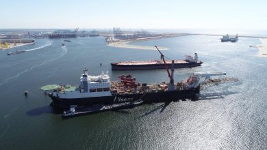 World’s two largest pipelay vessels meet in Rotterdam